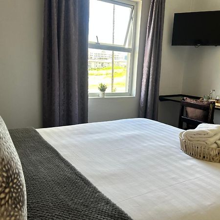 Skyfly Bed & Breakfast Manzini Exterior foto