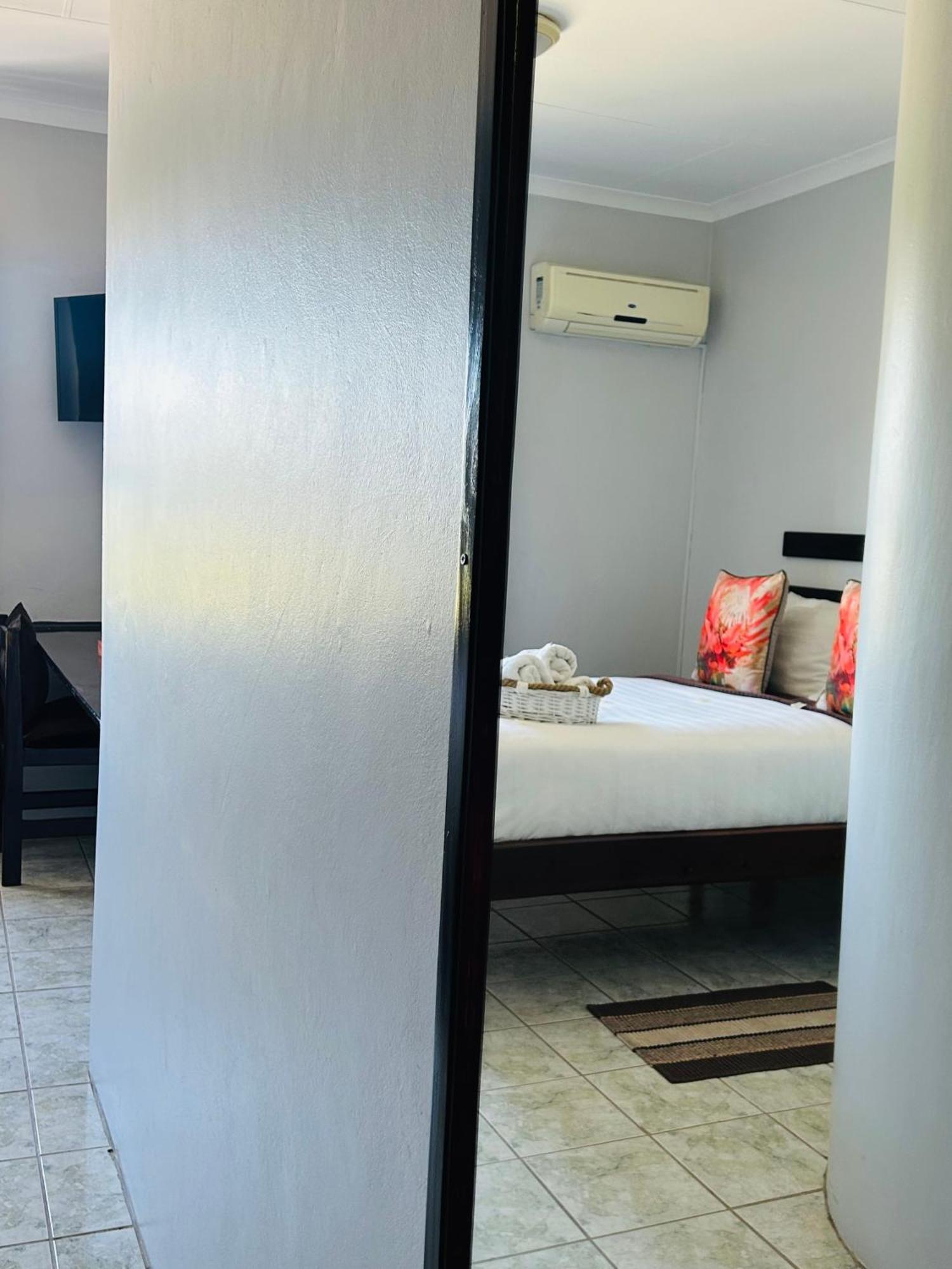Skyfly Bed & Breakfast Manzini Exterior foto