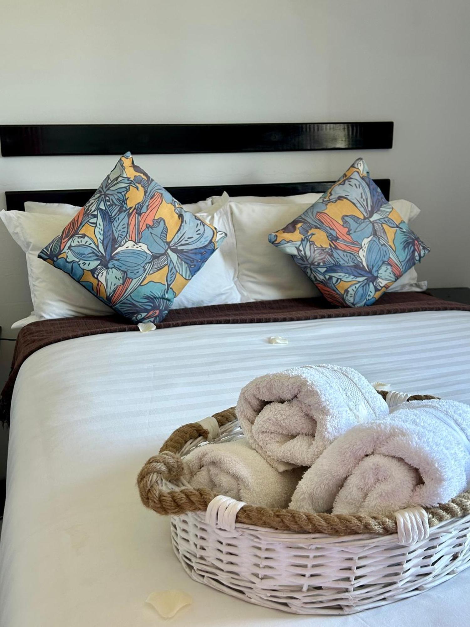 Skyfly Bed & Breakfast Manzini Exterior foto