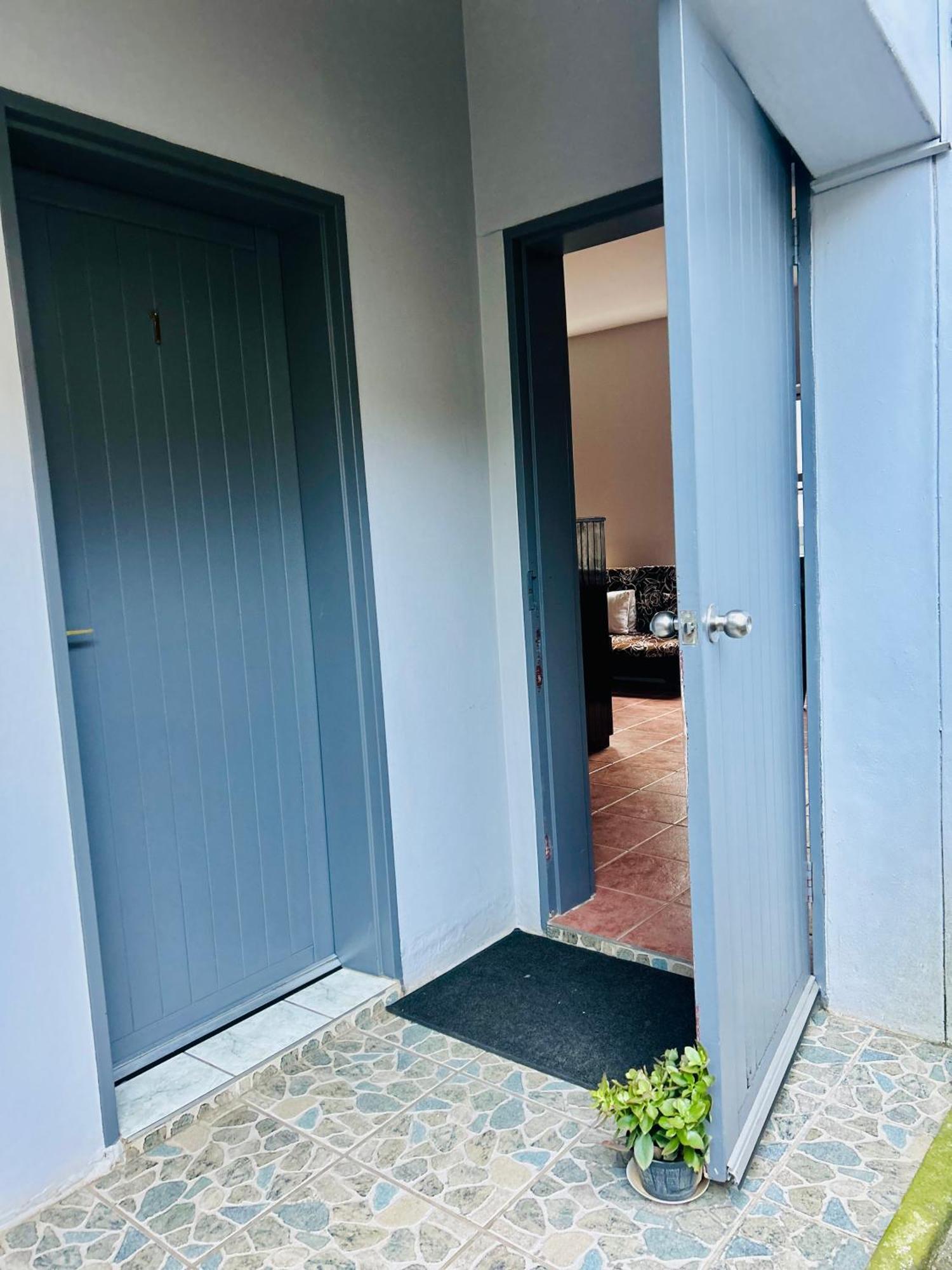 Skyfly Bed & Breakfast Manzini Exterior foto