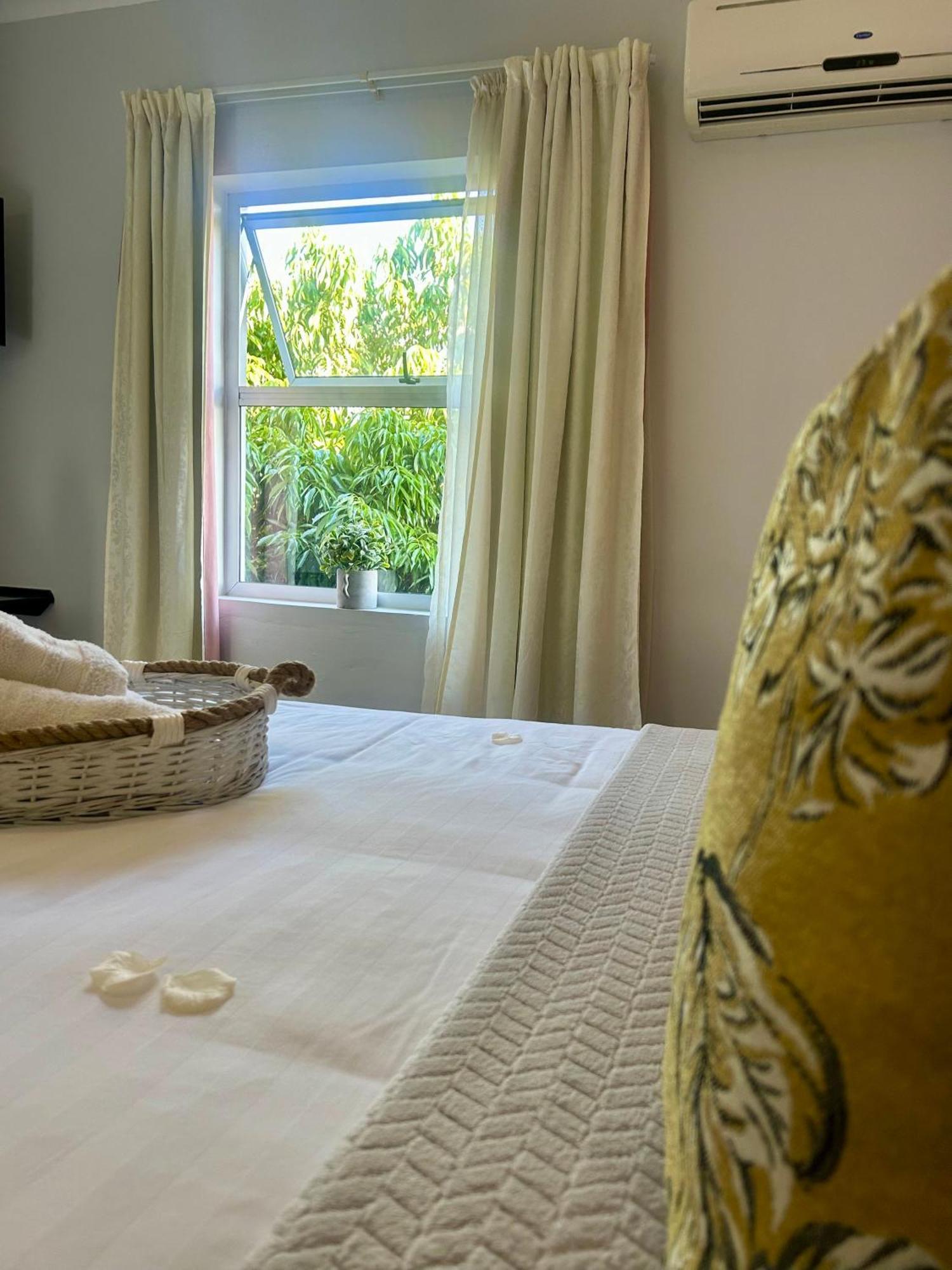 Skyfly Bed & Breakfast Manzini Exterior foto