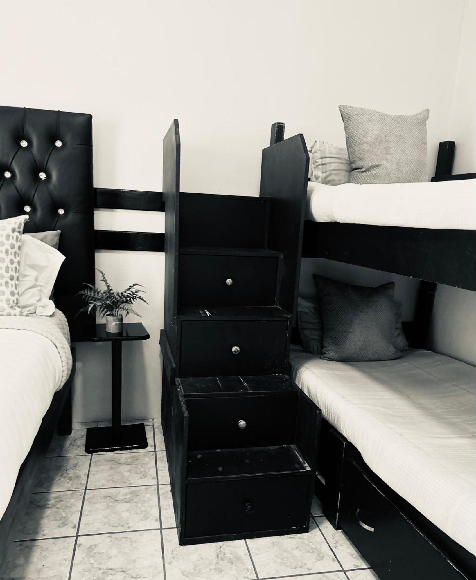 Skyfly Bed & Breakfast Manzini Exterior foto