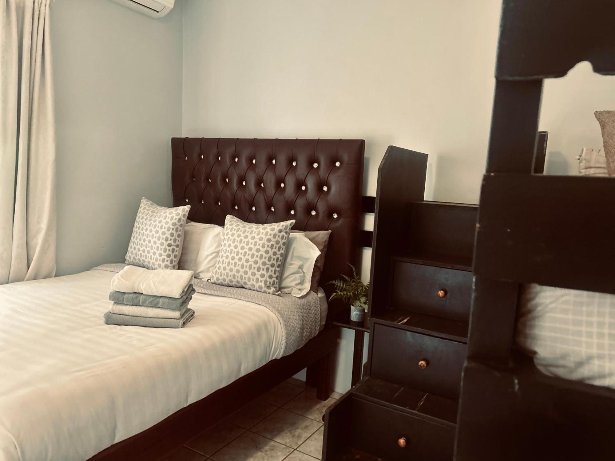 Skyfly Bed & Breakfast Manzini Exterior foto