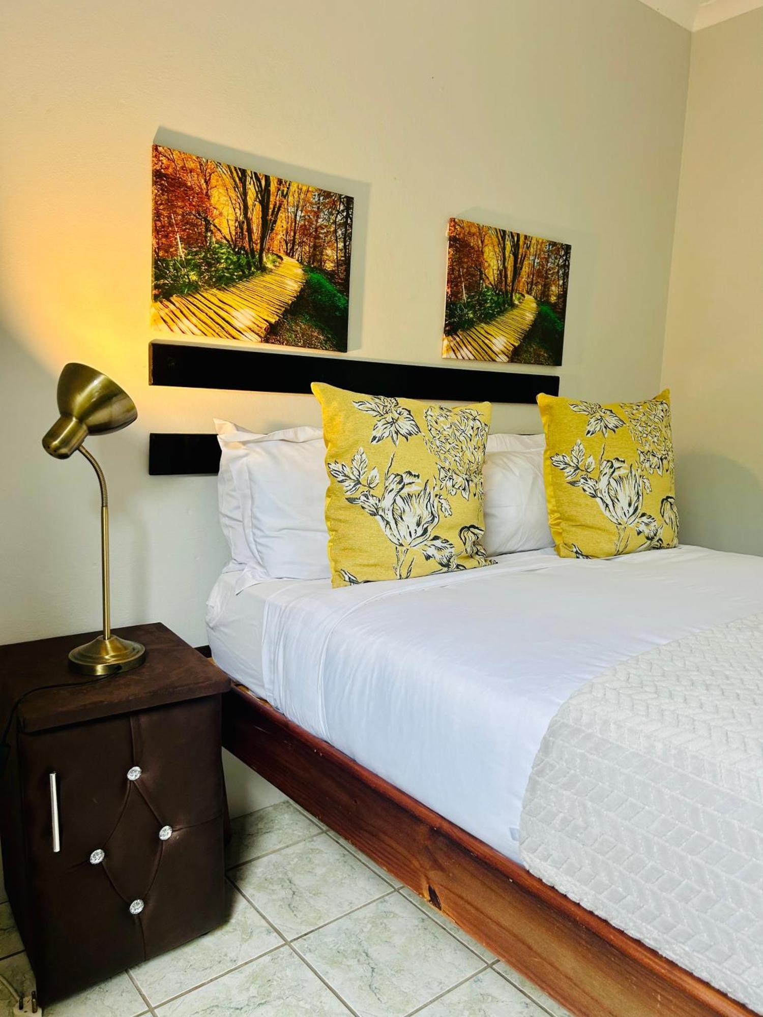 Skyfly Bed & Breakfast Manzini Exterior foto